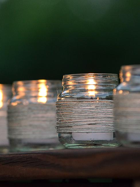 déco de jardin de recup avec bocal en verre