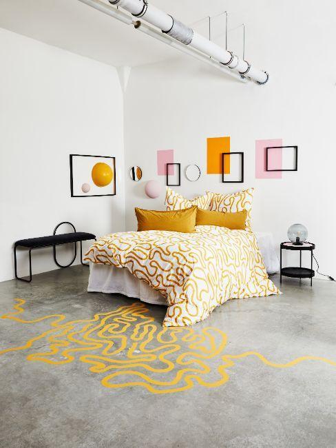 chambre style années 70 colorée jaune, orange et rose