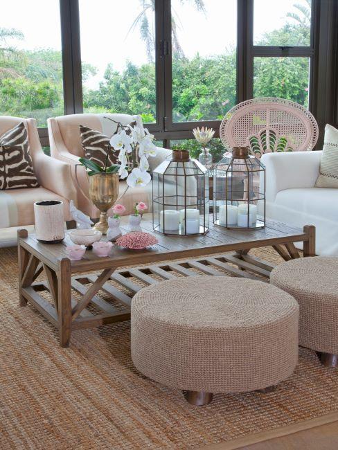 Salon exterieur avec tapis en jute