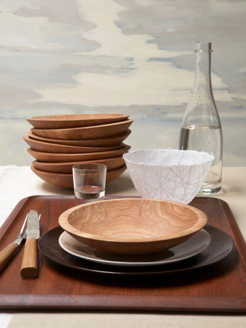 assiettes en bois