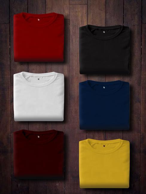 T-shirts pliés de différentes couleurs