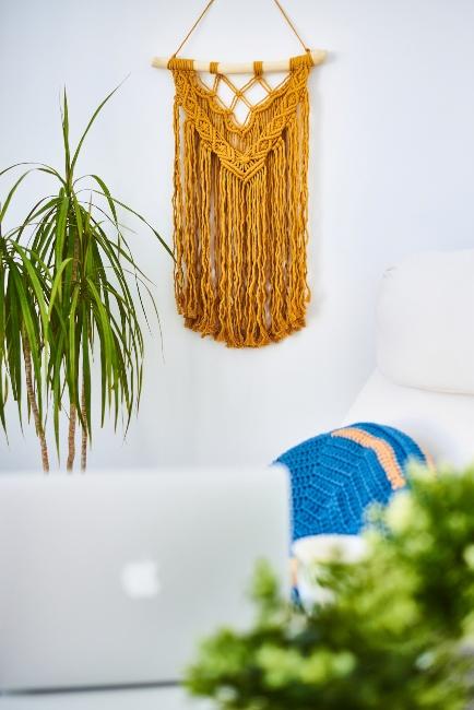 Décoration murale en macramé