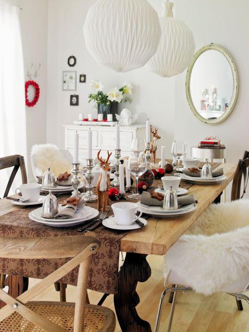 salle à mange décorée pour les fetes