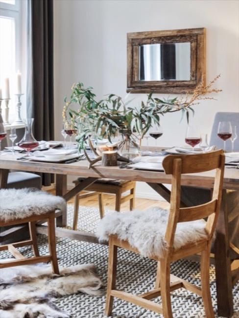 salle à manger champêtre; mobilier ne bois, décoration rustique