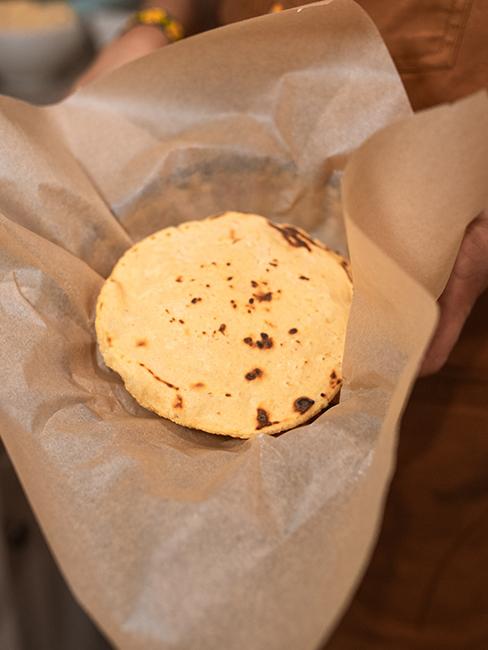 tortilla dans papier cuisson