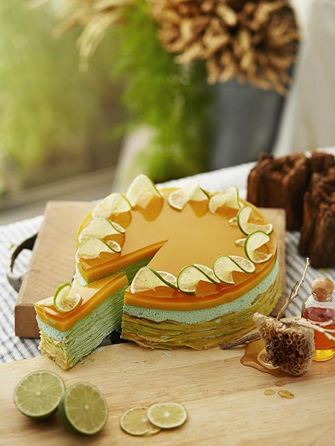 gâteau réalisé avec des crêpes