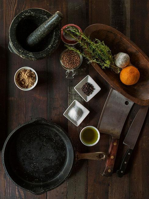 table avec ingredients cuisine