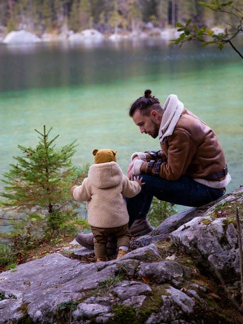 vacances en famille père avec bébé 2 vacances en famille 01