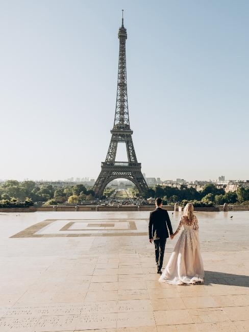 Mariage à Paris sous la tour Eiffel
