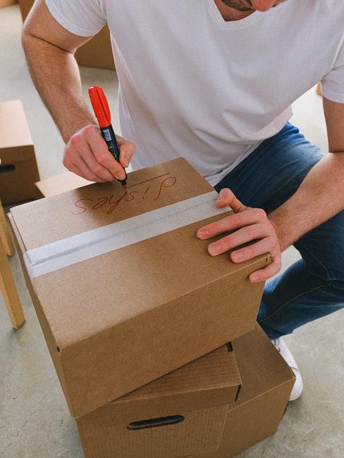 cartons, déménagement