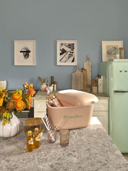 salon cuisine vintage, peinture bleu horizon