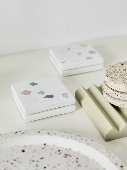 sous-verres modernes en terrazzo tendance