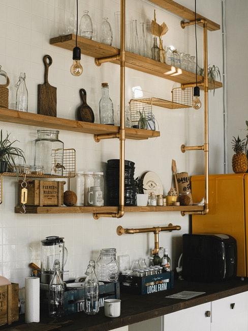 étagère DIY industrielle pour la cuisine