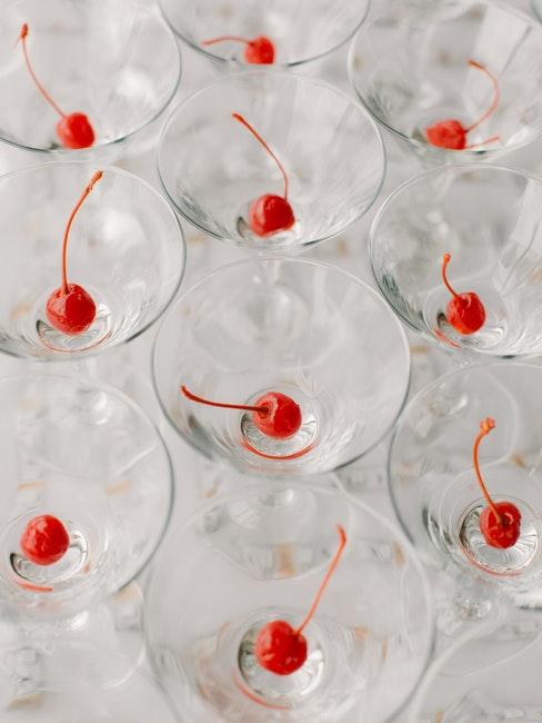 Verres coupes martini cerise
