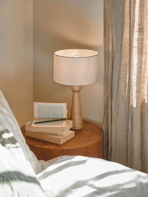 lampe à poser en bois
