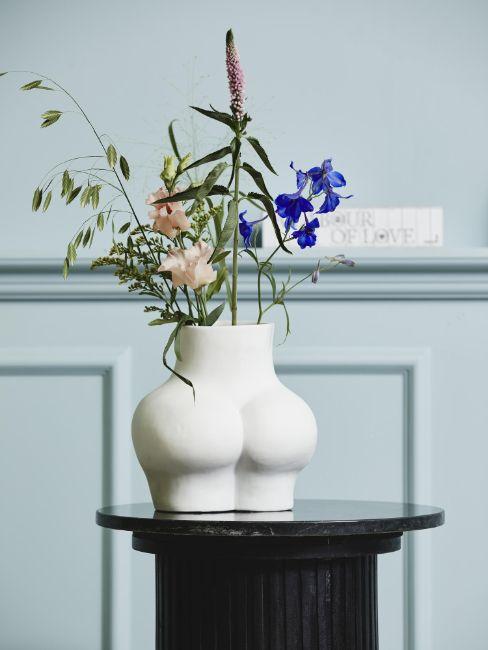 vase design corps de femme