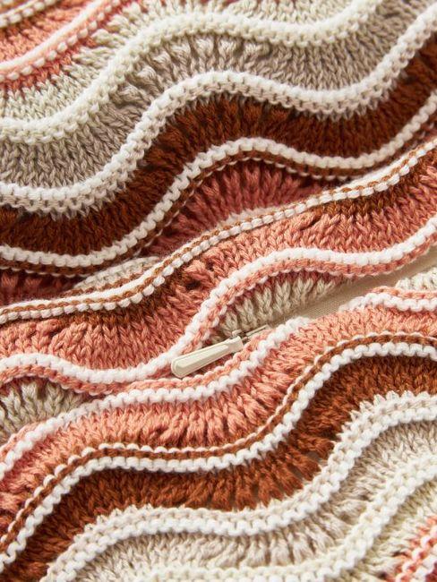 beaux coussins pour canapé, tricot