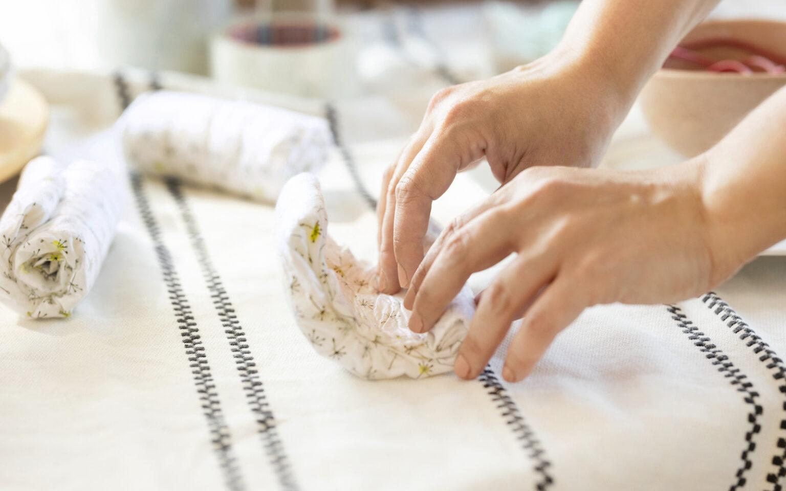 gâteau de couches, étape 1, cadeau femme enceinte