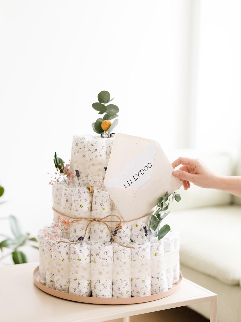 cadeau femme enceinte, gâteau de couches