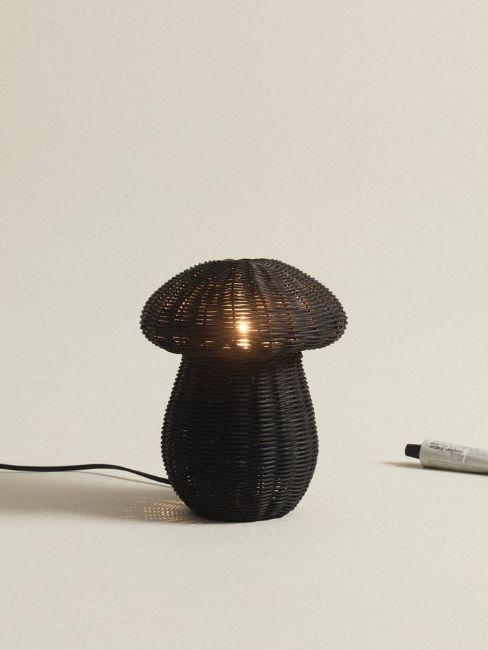 lampe champignon en rotin noir