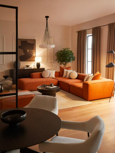 Salon élégant, déco terracotta, canapé modulable terracotta