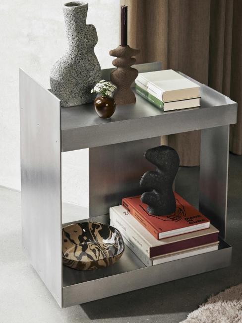 desserte design en métal clair brossé tendance
