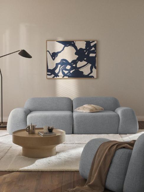 canapé aux courbes rebondies bleu clair