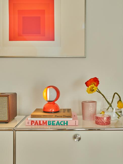 déco vintage années 60 avec lampe Eclisse Artemide