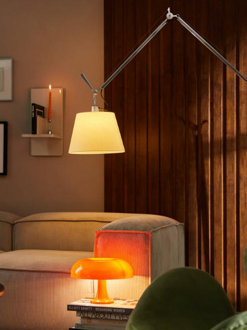 déco vintage avec lampe champignon orange