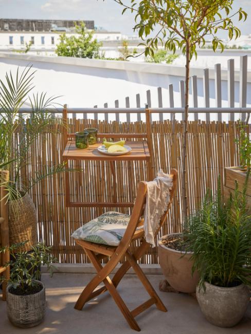 brise-vue en canisses sur balcon