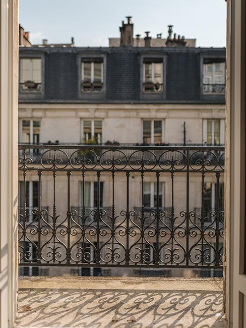 aménagement petit balcon de @katie.one avant