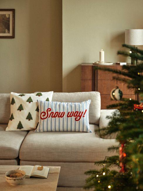 plavi božićni jastuk s natpisom plavi božićni jastuk s natpisom