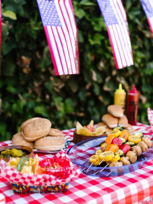 decorazioni tavolo buffet per grigliata stile americano