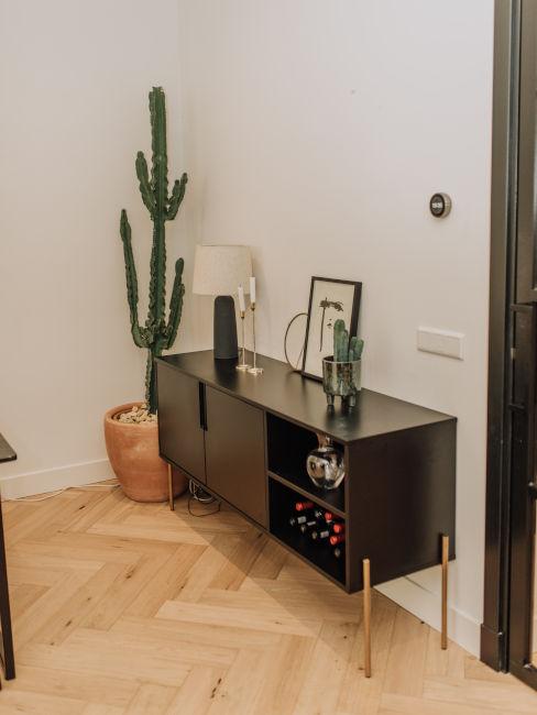 credenza nera da ingresso
