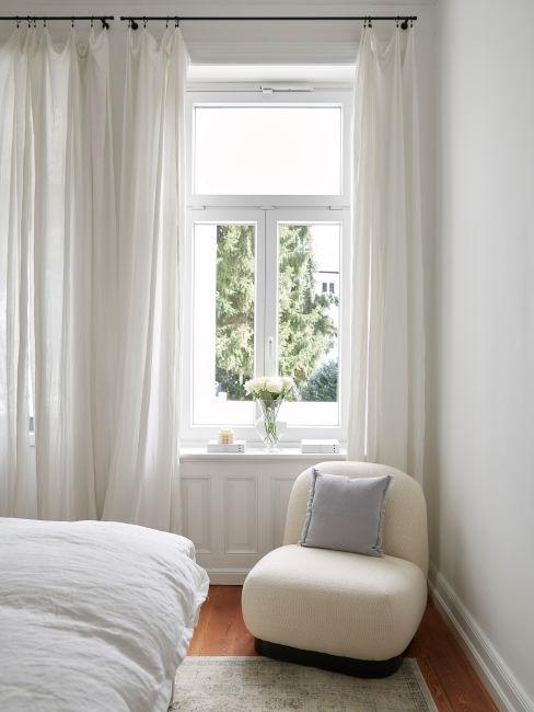 esempio poltrona per camera da letto