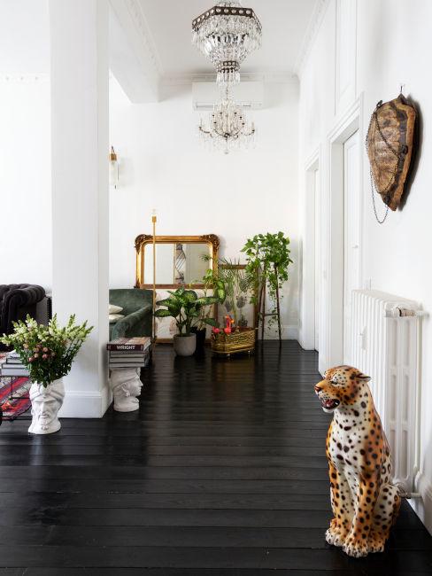 ingresso moderno con elementi tropical