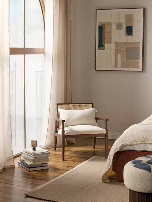 camera da letto con poltrona classica