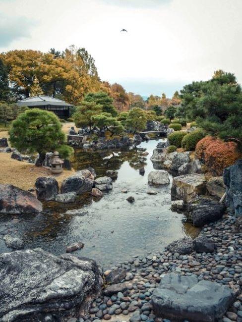 giardino giapponese sassi