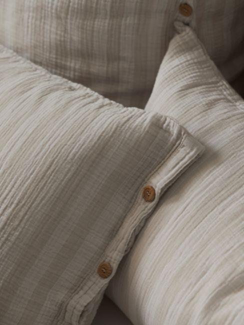 cuscini letto con filato di qualità