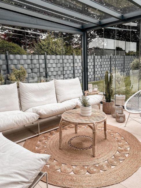 giardino d'inverno con soggiorno