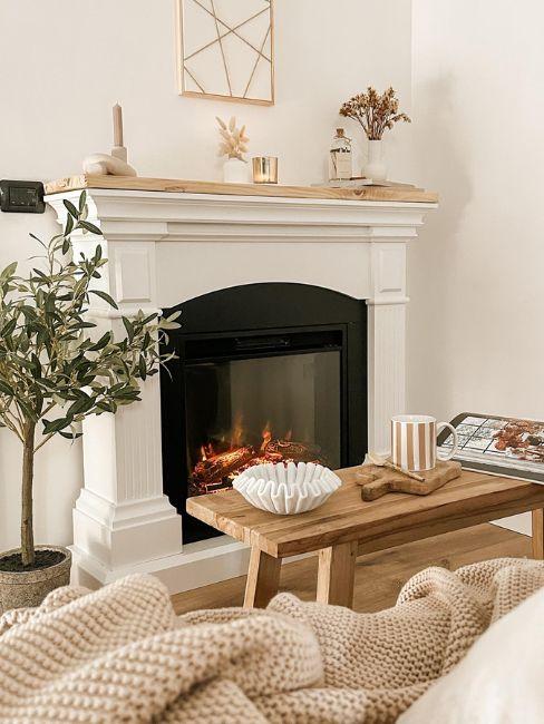 camino con decorazioni