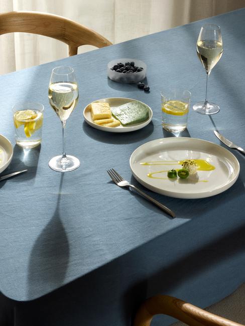 come apparecchiare la tavola