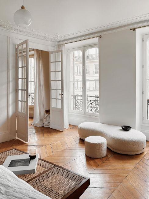 Panca e pouf moderni in pelliccia teddy