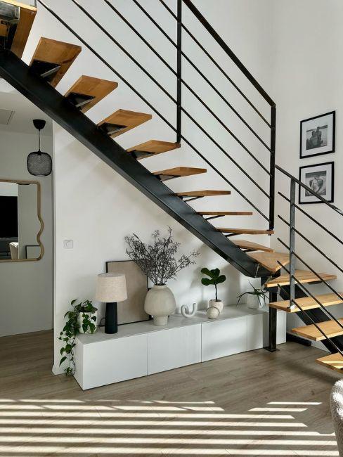 madia bassa nel sottoscala