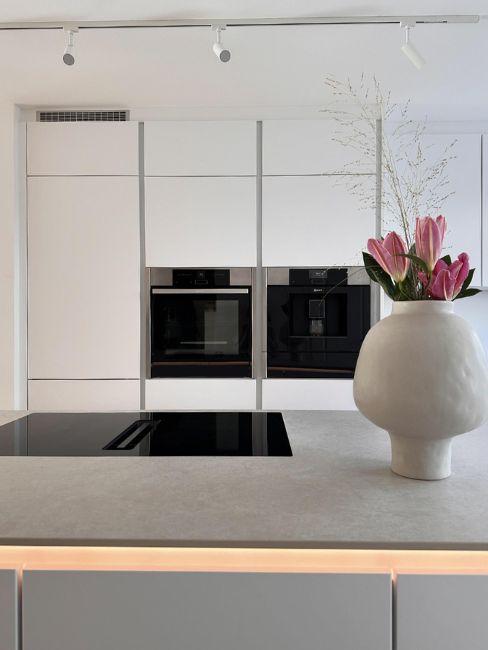 cucina moderna bianca