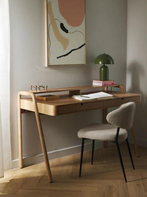 Scrivania con cassetti Evrak legno chiaro