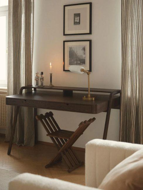 Scrivania con cassetti Evrak legno scuro