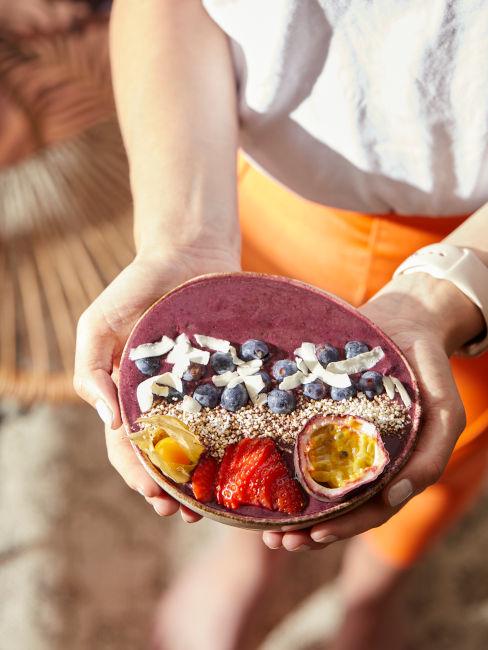 Porridge con frutta