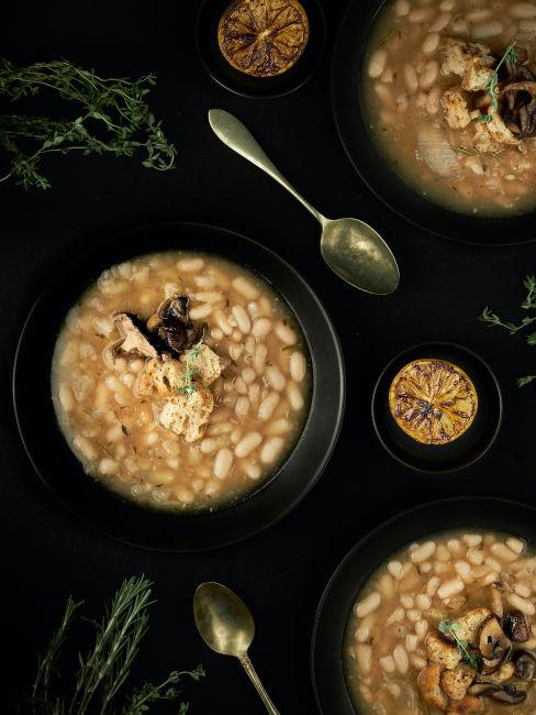 zuppa con i fagioli