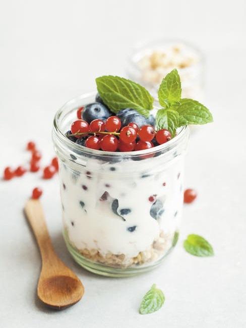 Yogurt greco con frutta